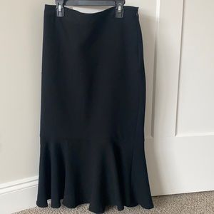 WHO WHAT WEAR black midi skirt size 4